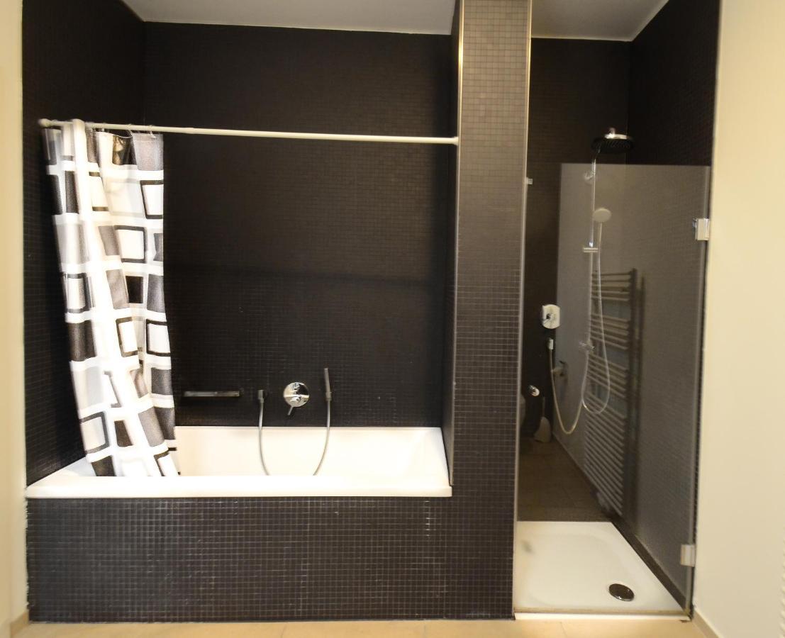 2 - High-Quality In The Heart Of Stuttgart 2 Appartement Buitenkant foto